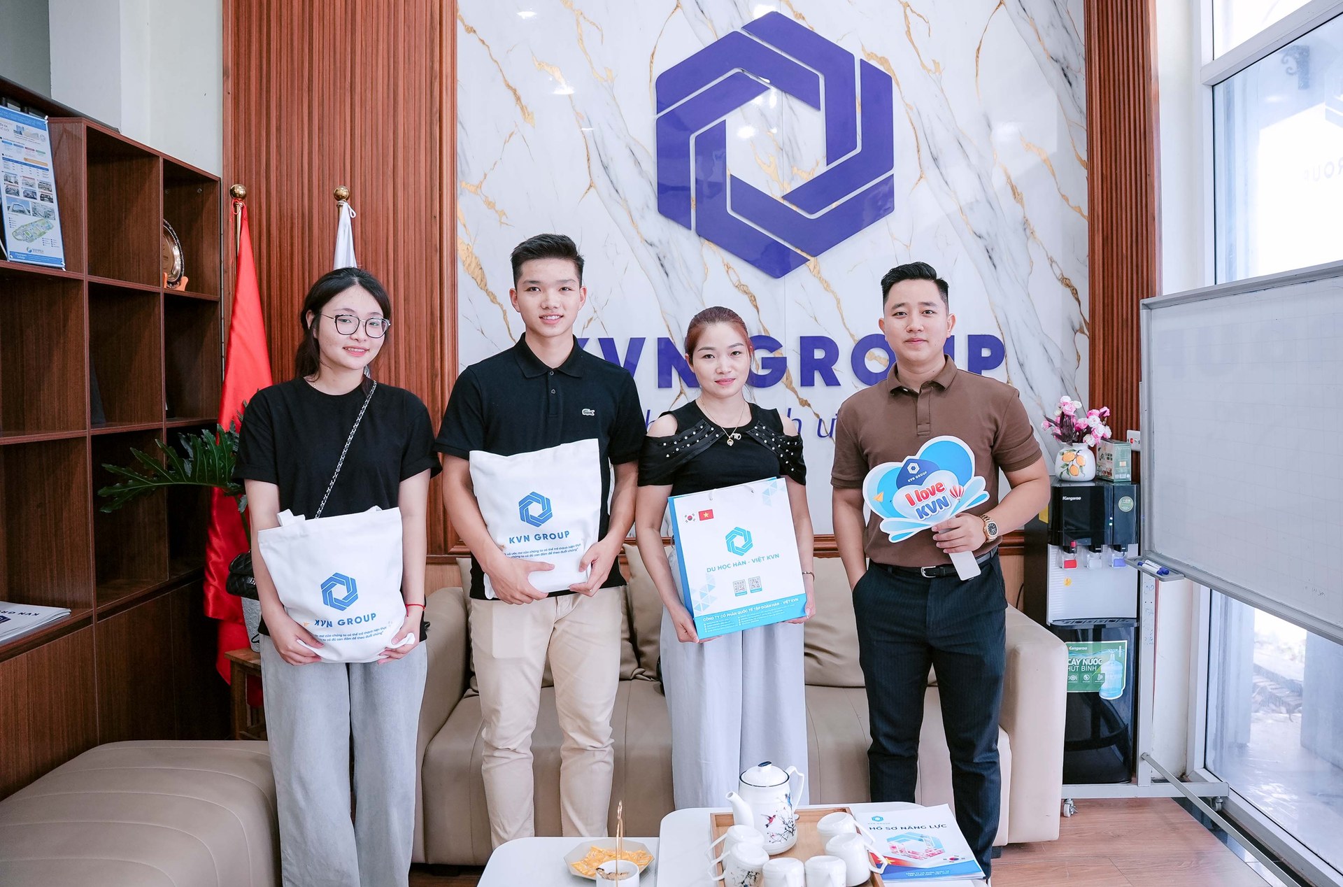 Học viên KVN GROUP rạng rỡ nhập học tại trường Hàn Quốc